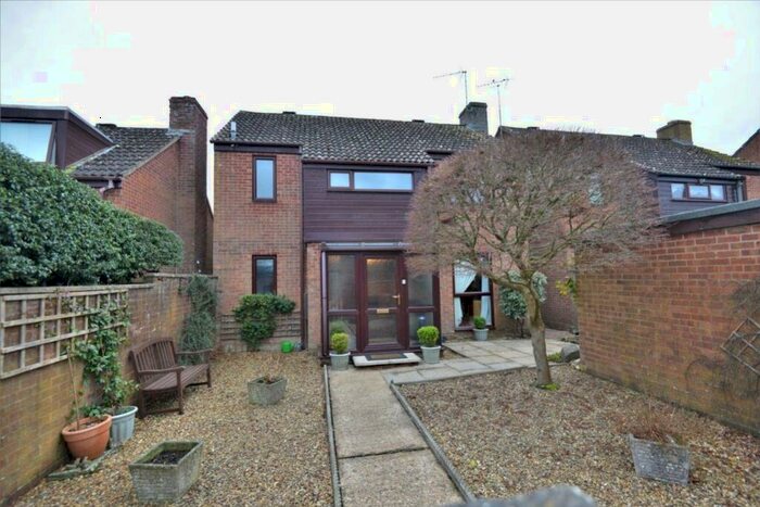 3 Bedroom House To Rent In Lyster Road, Fordingbridge, SP6