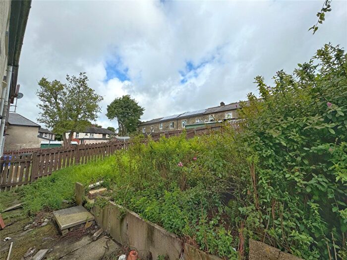 2 Bedroom Semi-Detached House For Sale In Maple Avenue, Haslingden, Rossendale, BB4