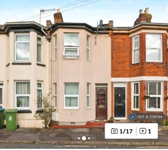 2 Bedroom Terraced House To Rent In Queens Road, Southampton, SO15