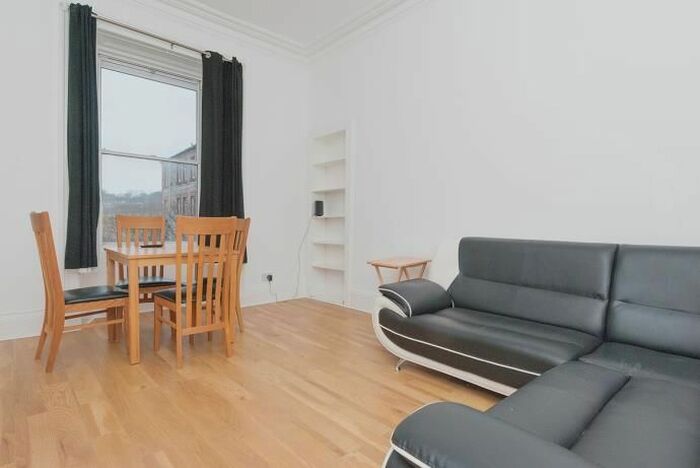 2 Bedroom Flat To Rent In Brunswick Road, Edinburgh, EH7