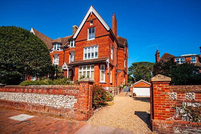 2 Bedroom Flat For Sale In Granville Road, Eastbourne, BN20