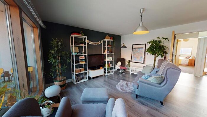 2 Bedroom Flat To Rent In Knight Street, Liverpool, L1