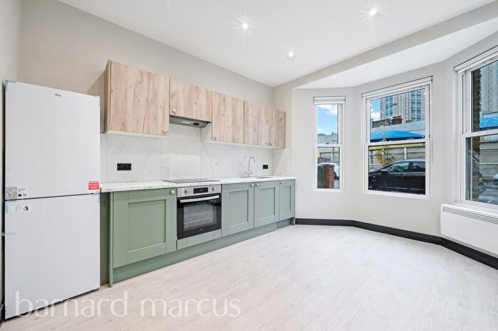 2 Bedroom Flat To Rent In Clarendon Road, Croydon, CR0