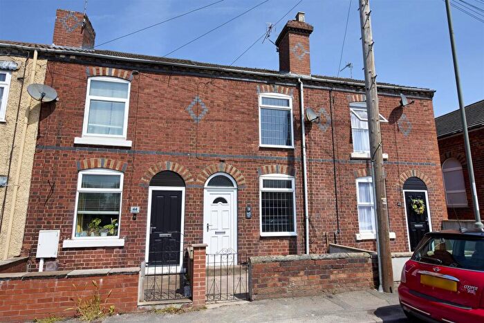 2 Bedroom Terraced House For Sale In Pilsley Road, Danesmoor, S45