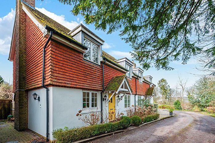 3 Bedroom Semi-Detached House For Sale In Anns Walk, Bletchingley Village, RH1