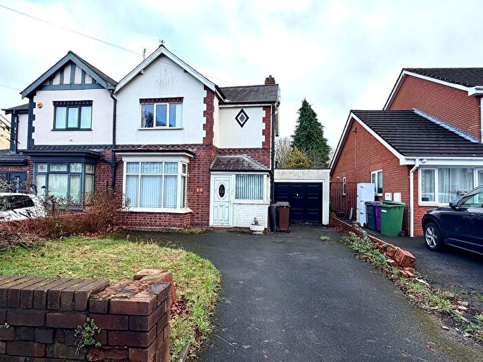 3 Bedroom Semi Detached House For Sale In Prestwood Road West, Wednesfield, Wolverhampton, WV11