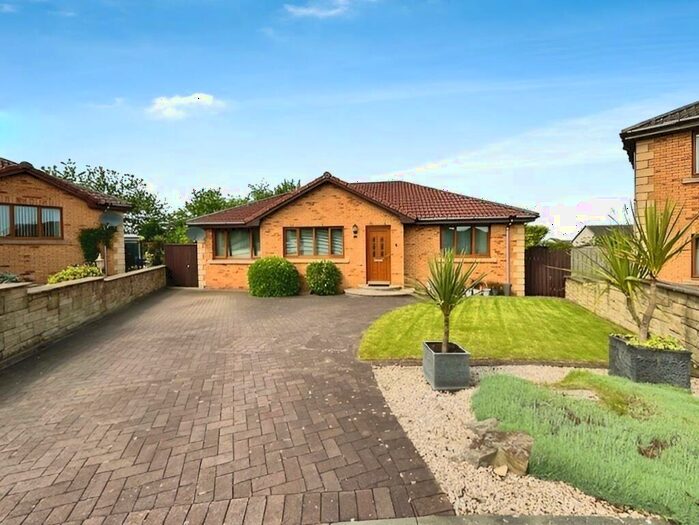 2 Bedroom Detached Bungalow For Sale In Tyrie Avenue, Kirkcaldy, KY1