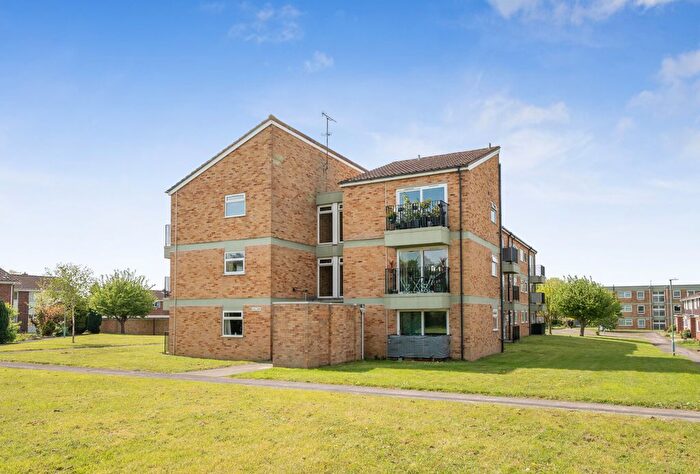 1 Bedroom Flat For Sale In Golden Vale, Churchdown, Gloucester, Gloucestershire, GL3