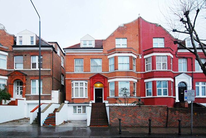 Studio To Rent In Finchley Road, Hampstead, London, NW3