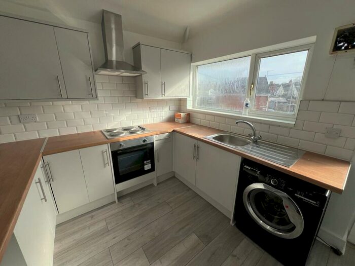 5 Bedroom Apartment To Rent In Cowbridge Road East, Cardiff, CF11