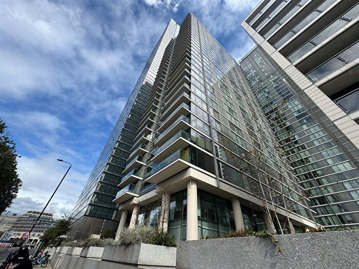 1 Bedroom Flat To Rent In Landmark, Canary Wharf, E14