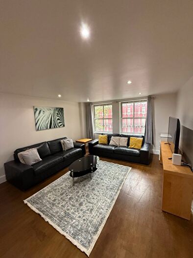2 Bedroom Flat To Rent In Old Marylebone Road, London, NW1