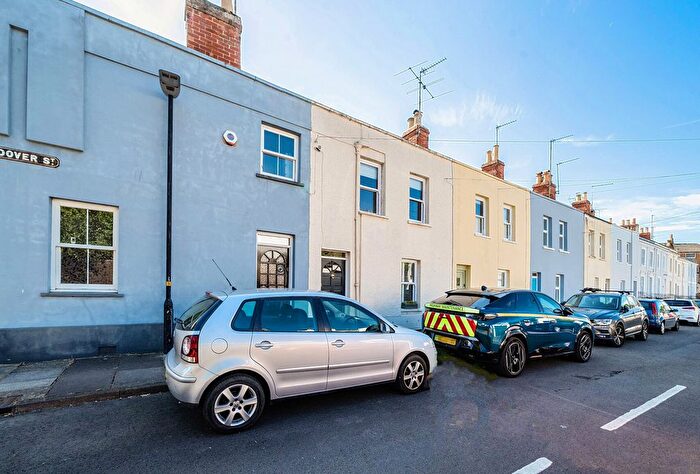 2 Bedroom Terraced House For Sale In Andover Street, Cheltenham, Gloucestershire, GL50