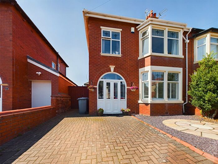 3 Bedroom Semi-Detached House For Sale In Warwick Road, Lytham St. Annes, FY8