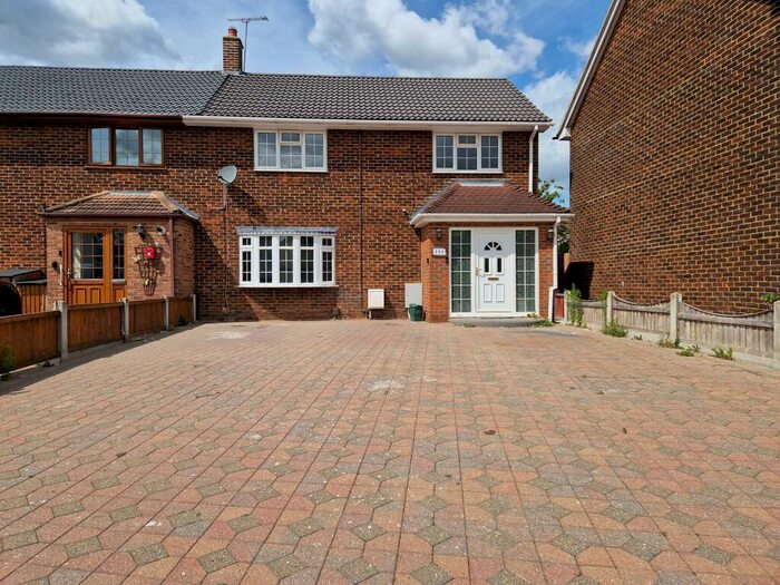 6 Bedroom End Of Terrace House To Rent In Basildon, SS14