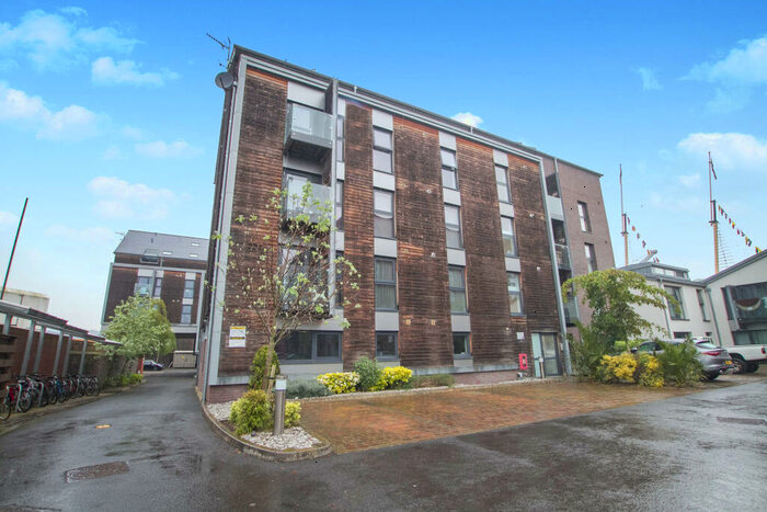 2 Bedroom Flat To Rent In Gas Ferry Road, Bristol, BS1