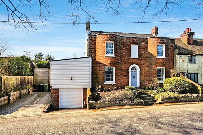 5 Bedroom Property To Rent In North Street, Sutton Valence, ME17