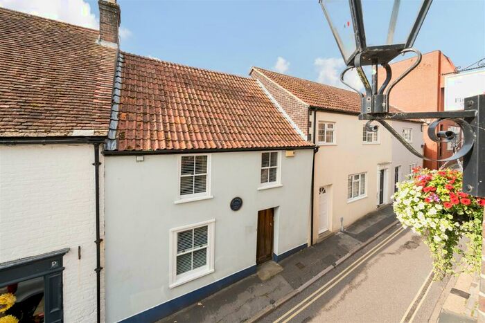 3 Bedroom Terraced House For Sale In Durngate Street, Dorchester, Dorset, DT1
