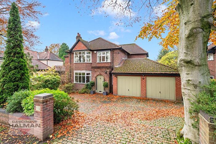 4 Bedroom Detached House For Sale In Knutsford Road, Wilmslow, SK9