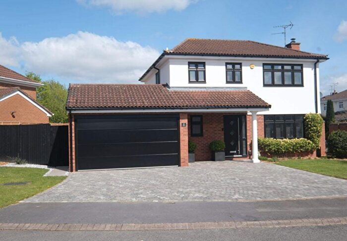 4 Bedroom Detached House For Sale In Holsworthy Close, Nuneaton, CV11