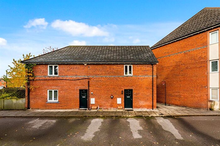 2 Bedroom Flat For Sale In Thurcaston Road, West Timperley, Altrincham, WA14