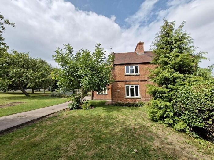 3 Bedroom Semi-Detached House To Rent In Skegby House Cottage, Skegby, NG23