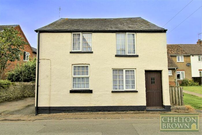 3 Bedroom House For Sale In High Street, Gayton, Northampton, NN7