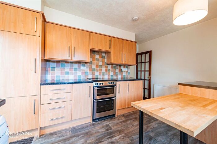 3 Bedroom Semi-detached Bungalow To Rent In Hollowhead Close, Wilpshire, BB1