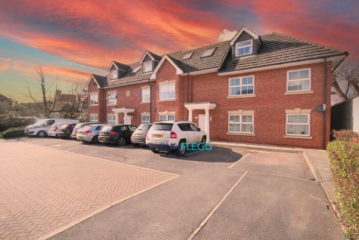 2 Bedroom Flat To Rent In Waters Reach, Blackamoor Lane, Maidenhead, SL6