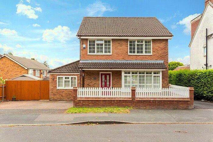 4 Bedroom Detached House To Rent In Alma Way, Farnham, Surrey, GU9