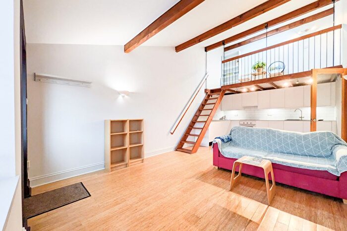 1 Bedroom Flat To Rent In Foxwell Street, London, SE4