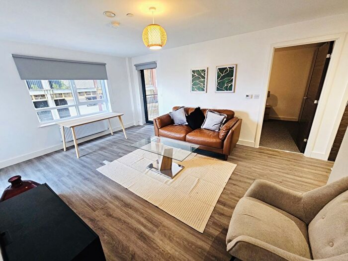 2 Bedroom Flat To Rent In Hurst Street, Liverpool, L1