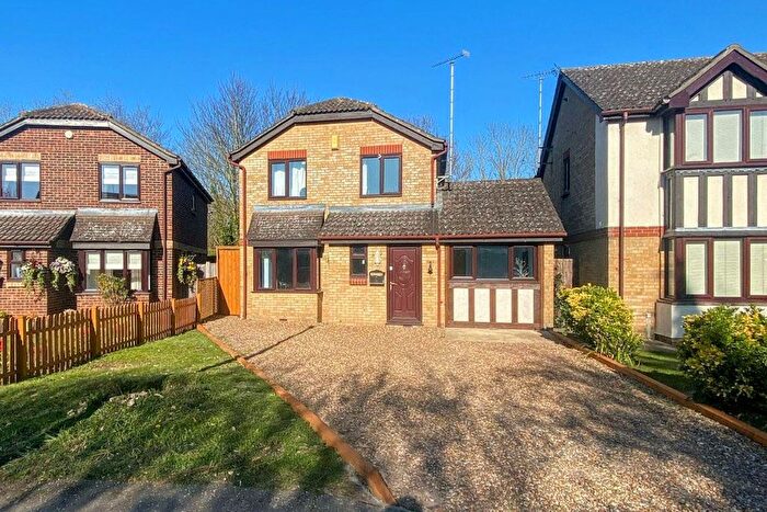 4 Bedroom Detached House For Sale In Foxden, Rivenhall, CM8