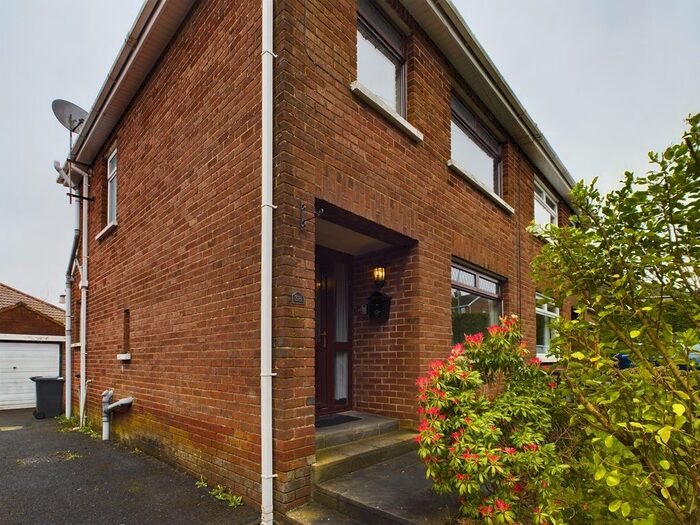 3 Bedroom Semi-Detached House For Sale In Lennox Avenue, Belfast, BT8