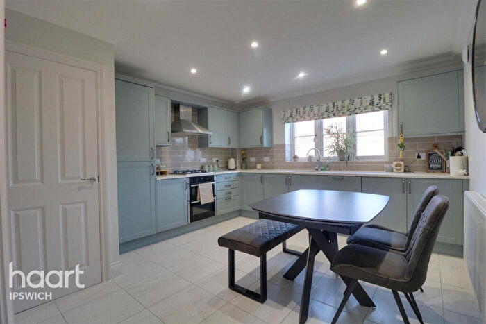 4 Bedroom Detached House To Rent In Shetland Way, Ipswich, IP8