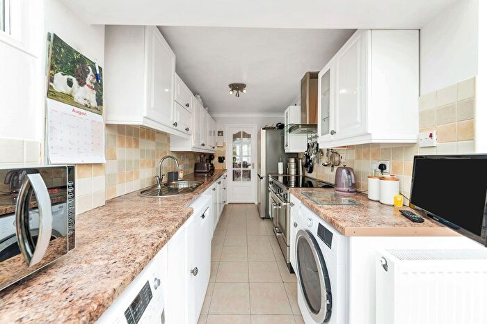 3 Bedroom End Of Terrace House For Sale In Eliot Road, Royston, SG8