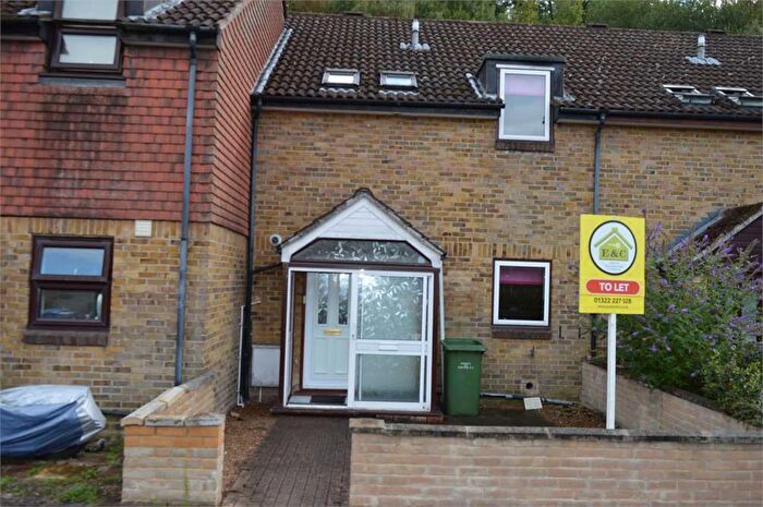 3 Bedroom Terraced House To Rent In Millstone Close, Dartford, DA4