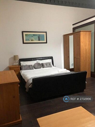 Studio To Rent In Paisley Road West, Glasgow, G51