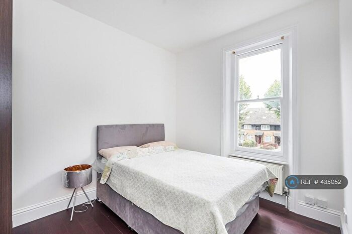 2 Bedroom Flat To Rent In Church Rise, London, SE23