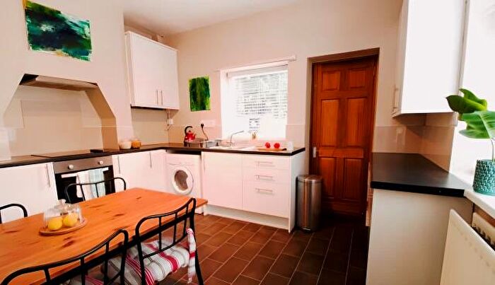 3 Bedroom Private Halls To Rent In Hinde Street, Lancaster, LA1
