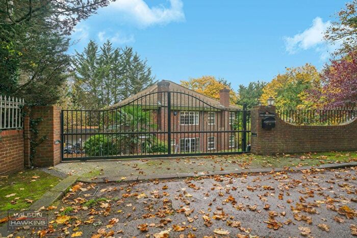 5 Bedroom Detached House For Sale In Mount Park Road, Harrow-On-The-Hill, Harrow, HA1