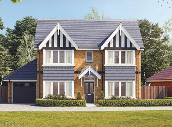 4 Bedroom Detached House For Sale In Little Green, Aston Clinton, Aylesbury, HP22