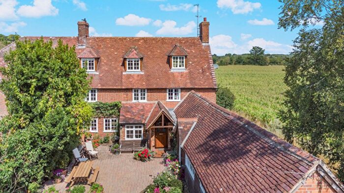 6 Bedroom Semi-Detached House For Sale In The Highway, Charlton All Saints, Salisbury, Wiltshire, SP5