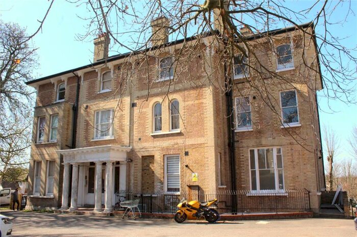 1 Bedroom Maisonette To Rent In Bramley Hill, South Croydon, Surrey, CR2