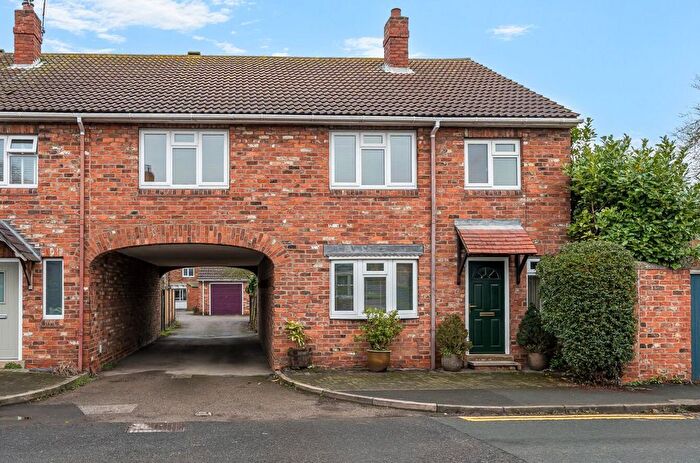 4 Bedroom Property For Sale In Thorpe Lane, Cawood, YO8