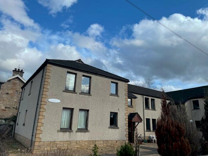 3 Bedroom Flat To Rent In Carsaig Court, Bridge Of Allan, Stirling, FK9