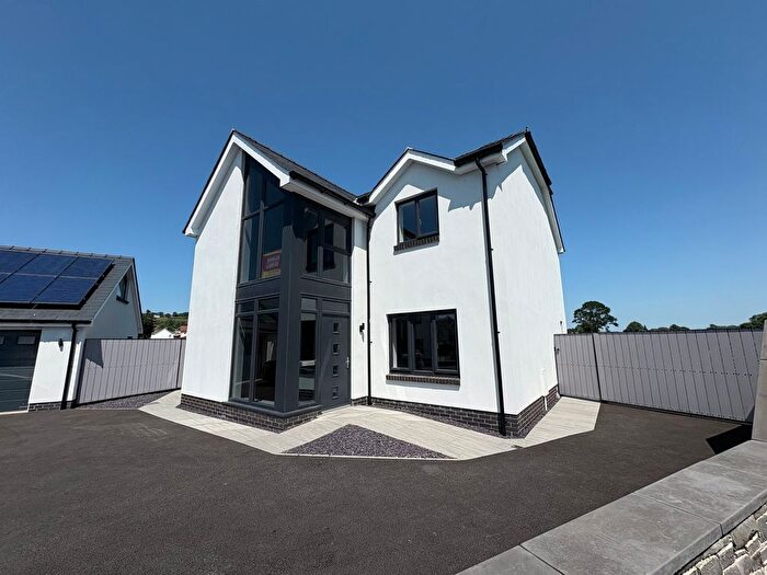 4 Bedroom Detached House For Sale In Station Road, Nantgaredig, Carmarthen, SA32