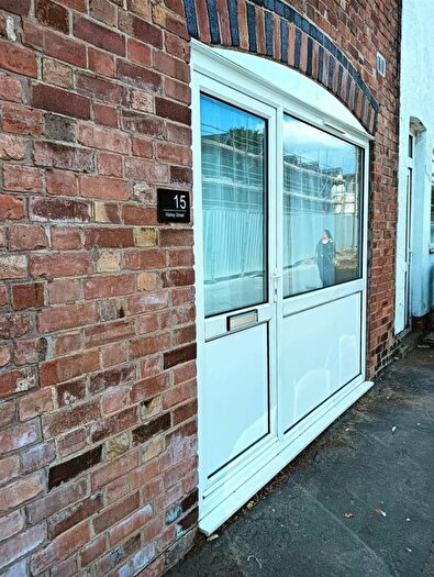 1 Bedroom Flat To Rent In Harley Street, Nottingham, NG7