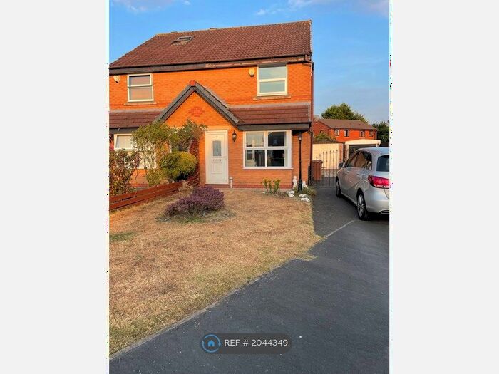3 Bedroom Semi-Detached House To Rent In Shiregreen, St. Helens, WA9
