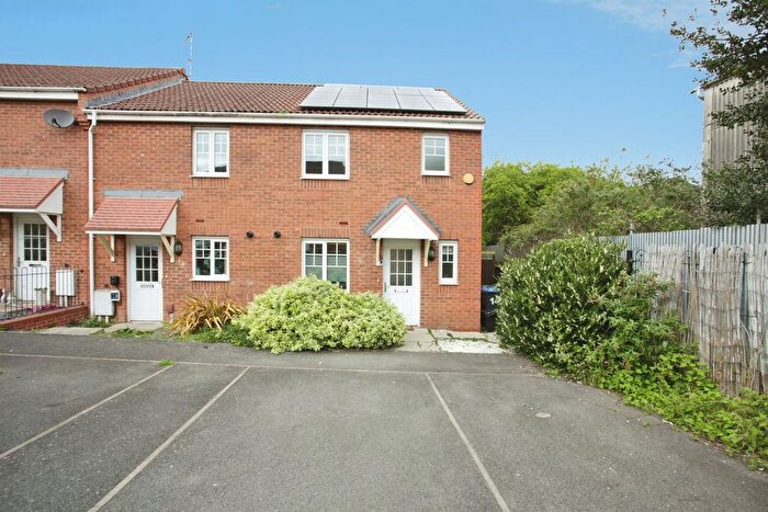 3 Bedroom End Terrace House For Sale In Izod Road, Rugby, CV21